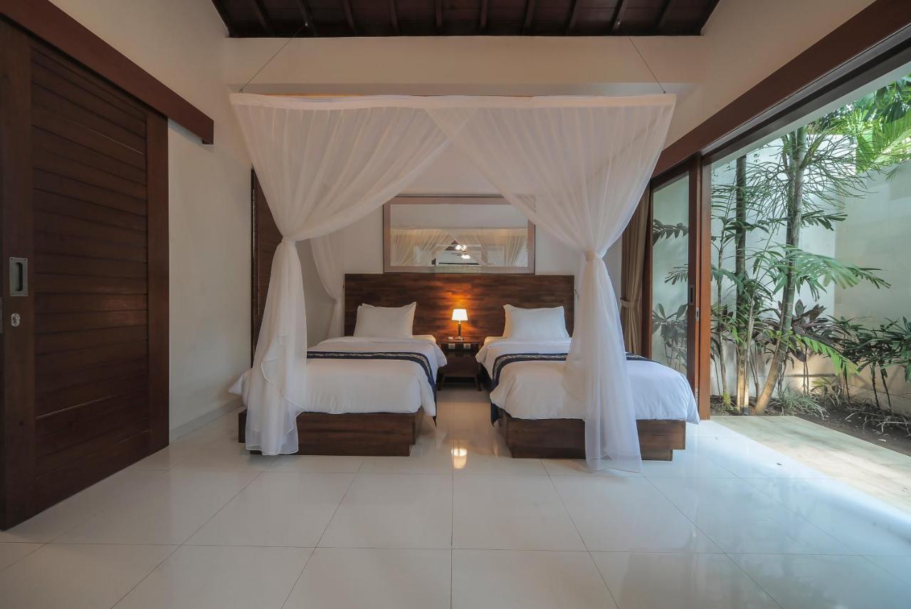Villa Cosmo, Seminyak מראה חיצוני תמונה